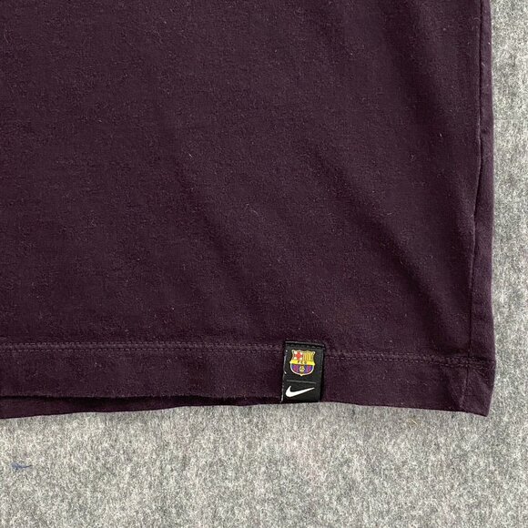 Nike FC Barcelona T Shirt Mens L Travel Crest 19/20 Burgundy Checkerboard Tee - Picture 3 of 9